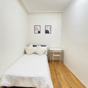 Chambre 6 - 35 Rue Gordon, Montréal, QC H4G 2R2