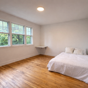 Chambre 2 - 5903 Pie-IX BlvdMontreal, QC H1X 2C1